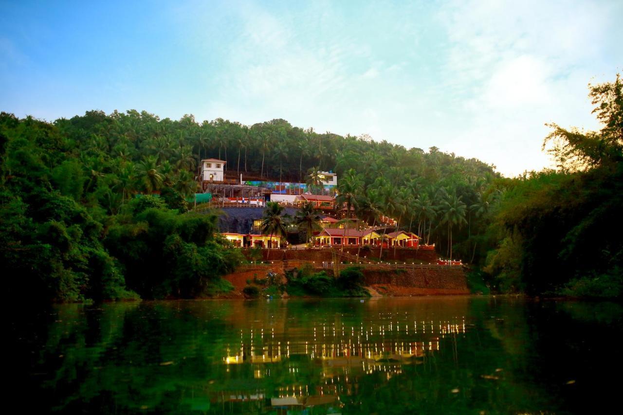 Daya Ayurvillage Kottakkal Extérieur photo